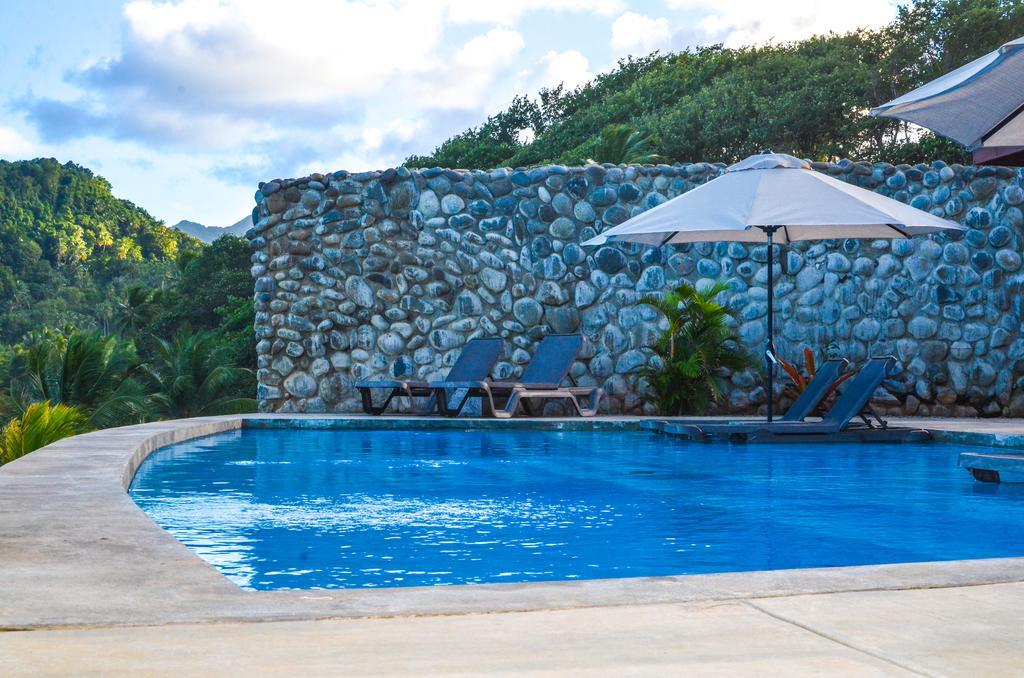 Pagua Bay House - Oceanfront Cabana'S Marigot Exterior photo