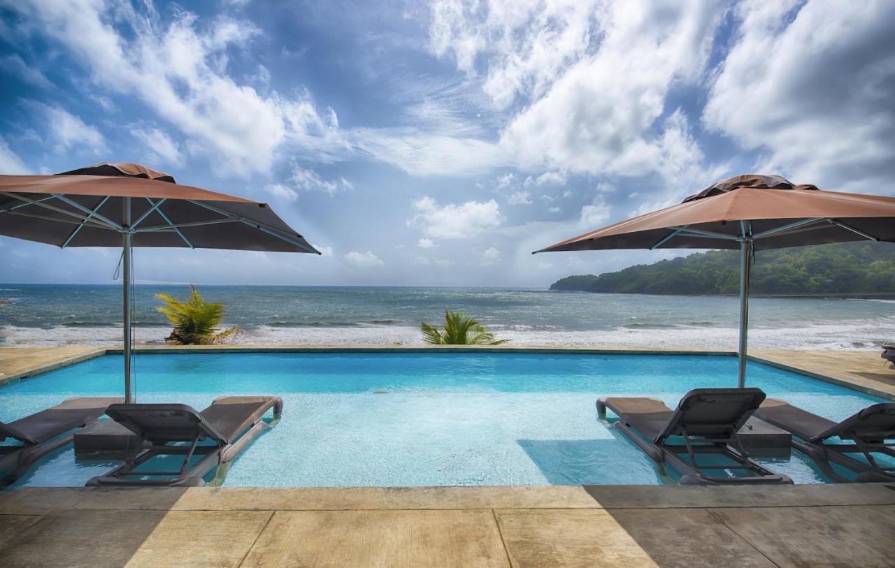 Pagua Bay House - Oceanfront Cabana'S Marigot Exterior photo