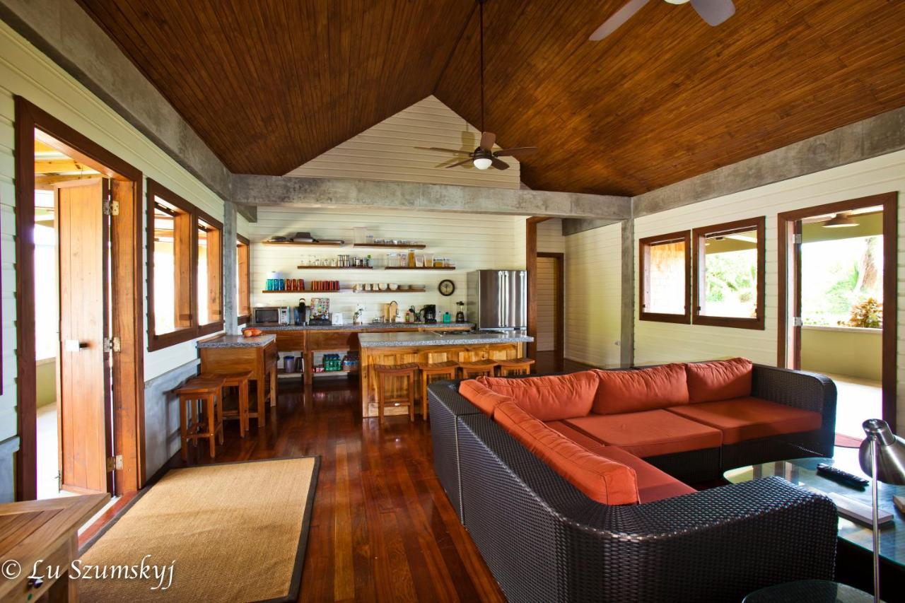 Pagua Bay House - Oceanfront Cabana'S Marigot Exterior photo